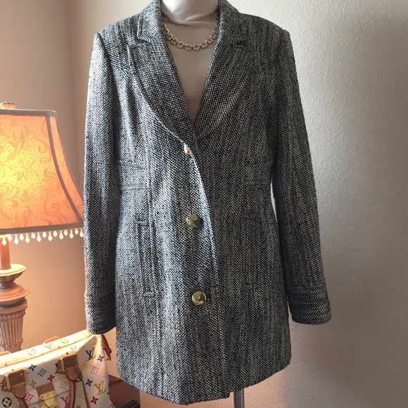 BCBGeneration Other - Sooooo Cute!! BCBG Blazer & Shorts